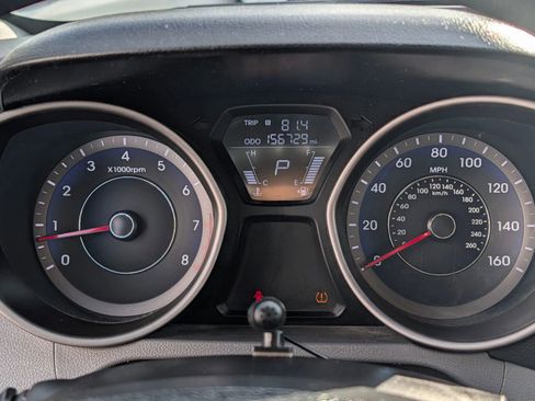 Used 2013 Hyundai Elantra GLS w/ Preferred Pkg FWD image 24