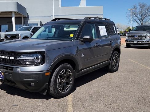 Certified 2025 Ford Bronco Sport Outer Banks w/ Outer Banks Tech Package+ AWD/4WD image 3