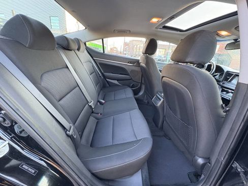 Used 2017 Hyundai Elantra Value Edition image 23