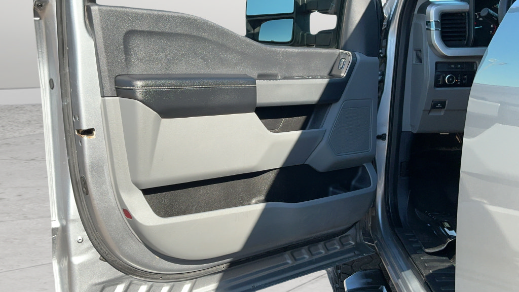 Used 2023 Ford F250 XLT w/ FX4 Off-Road Package AWD/4WD image 18