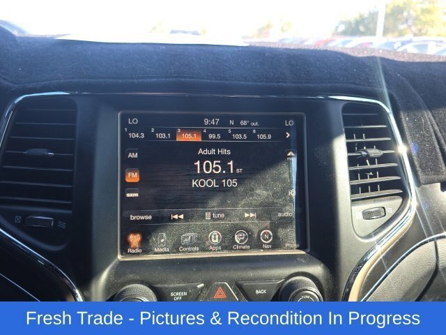 Used 2016 Jeep Grand Cherokee Limited AWD/4WD image 16