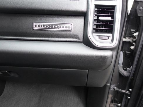 Used 2022 RAM 1500 Big Horn AWD/4WD image 40