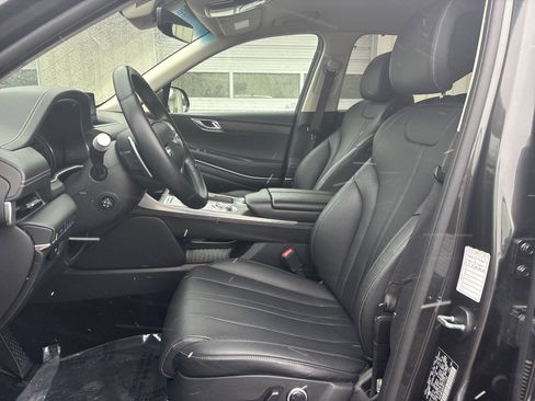 Used 2024 Genesis GV80 2.5T image 18