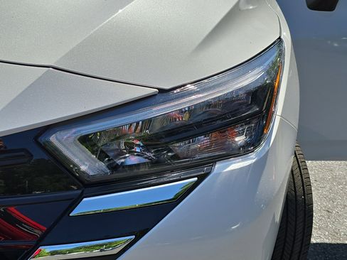 New 2025 Nissan Versa SV w/ Trunk Package image 30