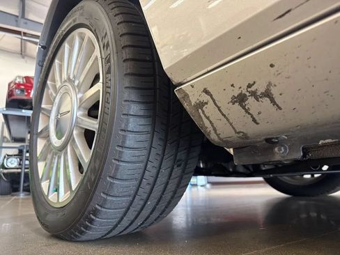 Used 2004 Ford Thunderbird RWD image 65