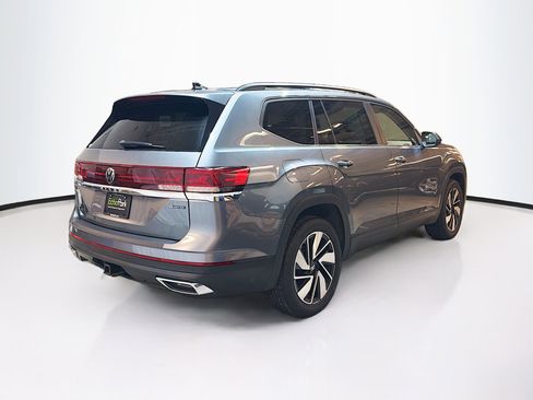 Used 2024 Volkswagen Atlas SE image 9