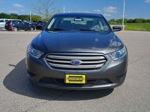 Used 2019 Ford Taurus SE FWD image 2