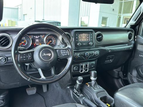 Used 2020 Jeep Wrangler Unlimited Sport image 16