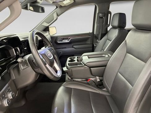 Used 2025 GMC Sierra 1500 SLT AWD/4WD image 12