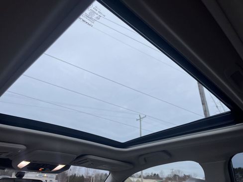 Used 2023 Subaru Forester Premium image 17