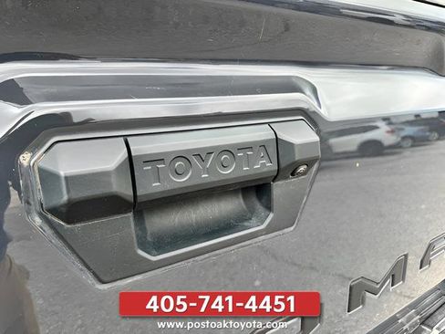 Used 2025 Toyota Tacoma SR5 AWD/4WD image 33