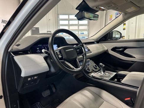 Used 2021 Land Rover Range Rover Evoque SE AWD/4WD image 15