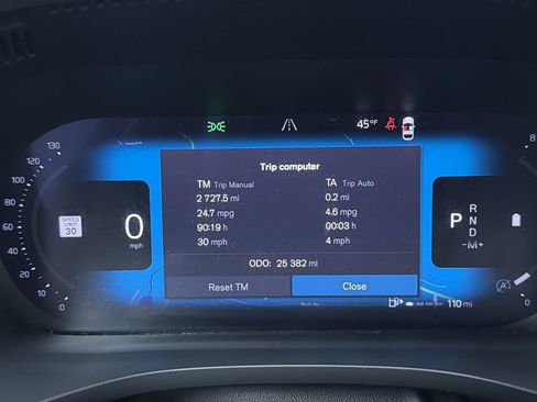 Used 2023 Volvo XC60 B5 Plus AWD/4WD image 15