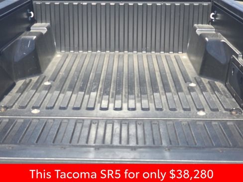 Used 2023 Toyota Tacoma SR5 w/ Technology Package image 18