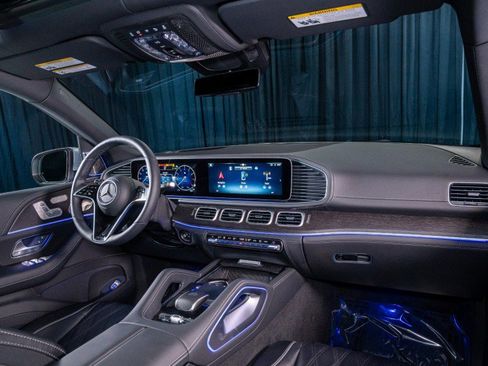 New 2026 Mercedes-Benz Maybach GLS 600 4MATIC image 4