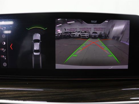 Used 2019 BMW M550i xDrive image 29