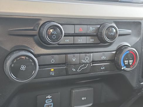 Certified 2025 Ford F250 XLT image 18