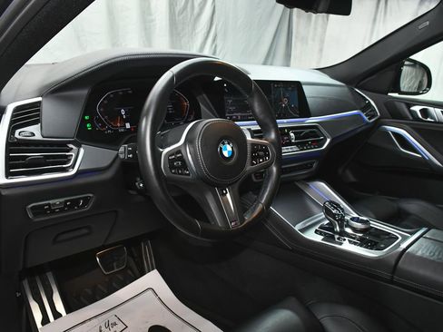 Used 2022 BMW X6 xDrive40i w/ Executive Package AWD/4WD image 21