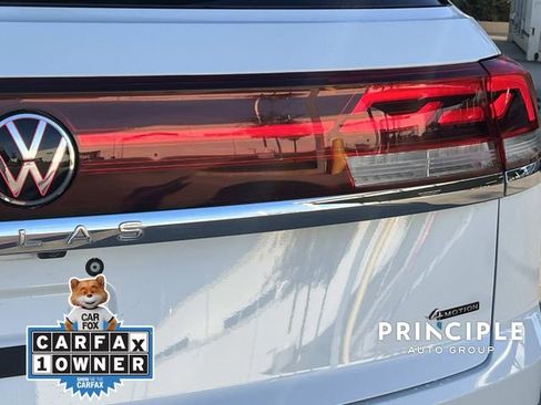 Certified 2025 Volkswagen Atlas Cross Sport SE image 6