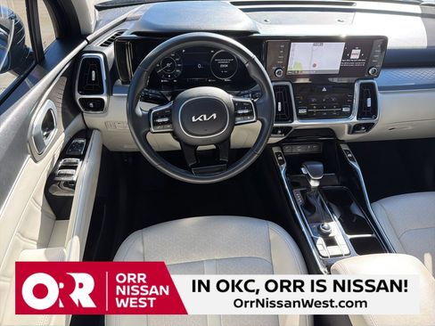 Used 2023 Kia Sorento SX image 22