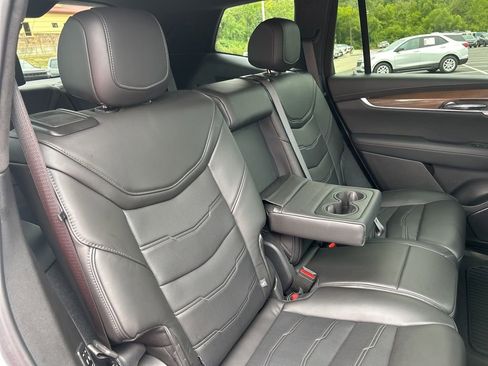 Used 2024 Cadillac XT6 Sport w/ Platinum Package image 52