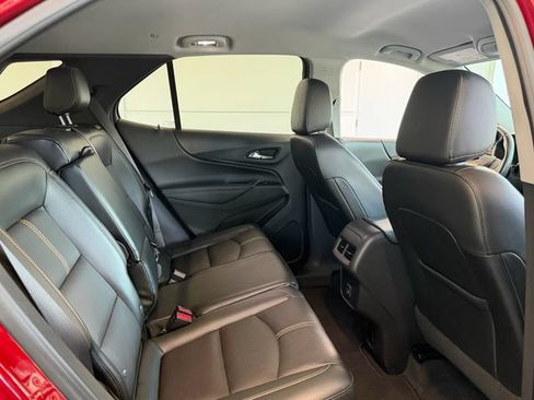 Certified 2022 Chevrolet Equinox Premier FWD image 12