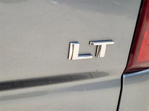 Used 2024 Chevrolet Silverado 2500 LT image 19