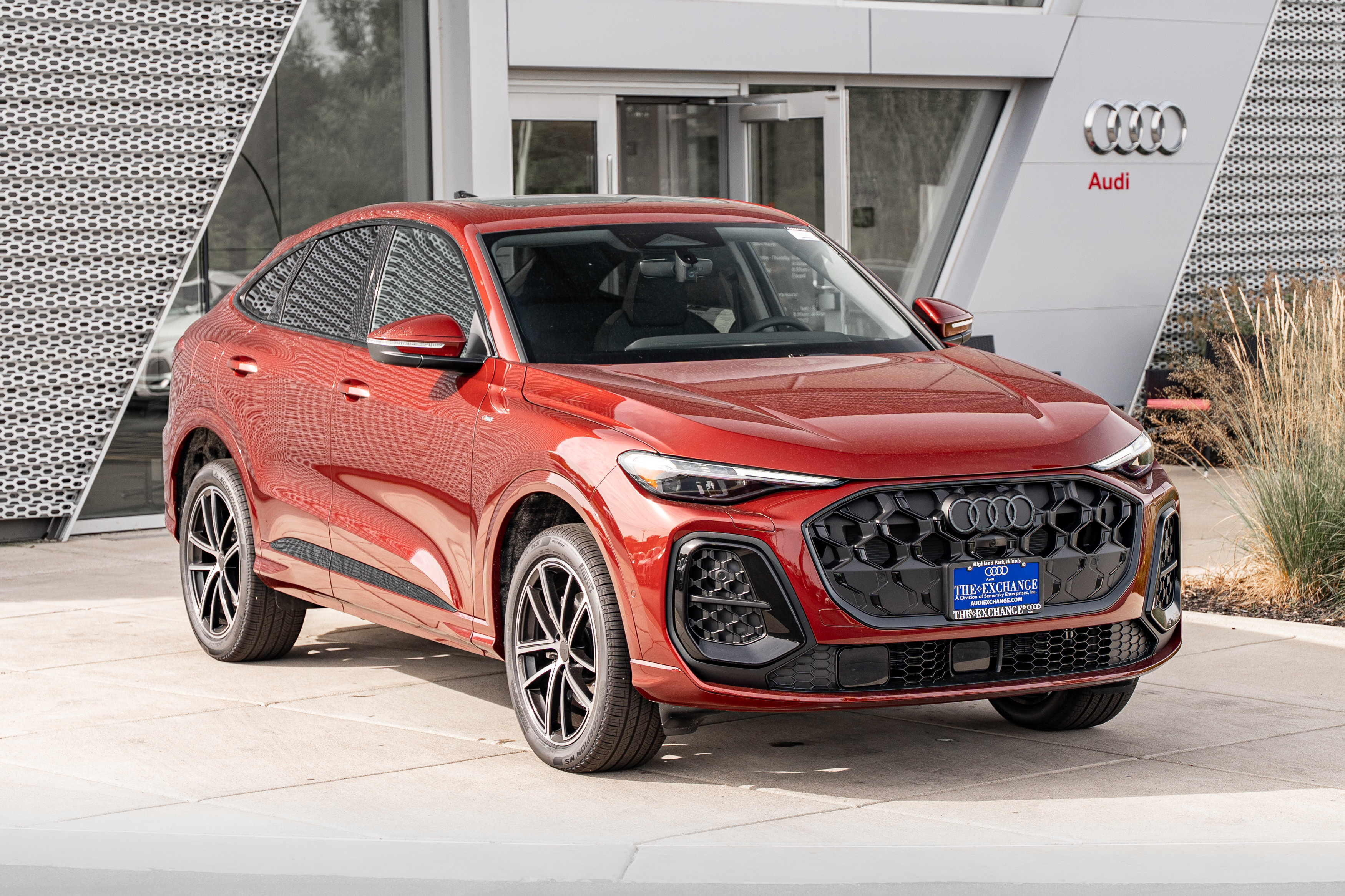 New 2026 Audi Q5 Premium Plus AWD/4WD image 2