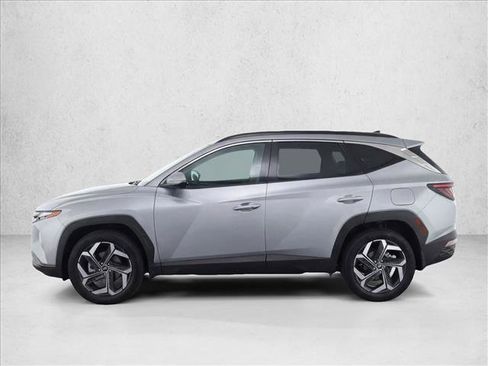 Used 2024 Hyundai Tucson SEL w/ Convenience Package FWD image 4