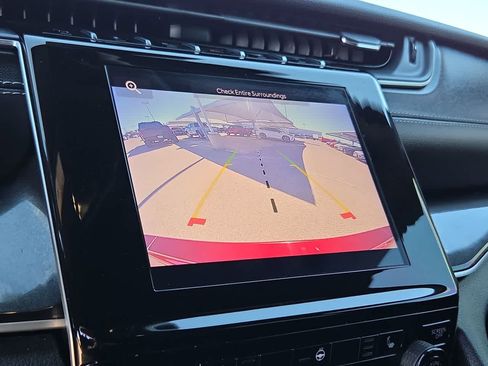 Used 2022 Jeep Grand Cherokee L Laredo image 28