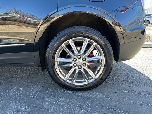 Used 2023 Cadillac XT5 Sportv w/ Technology Package AWD/4WD image 22