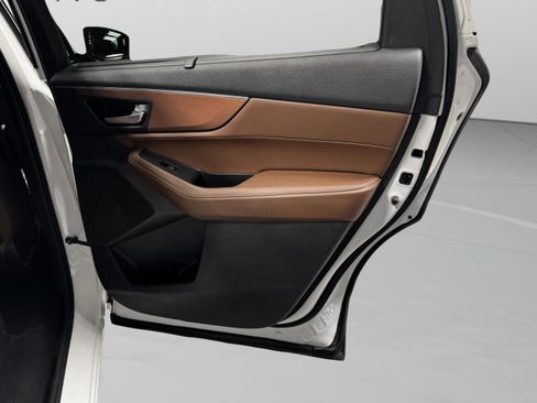 Certified 2023 Acura MDX FWD w/ Technology Package image 40