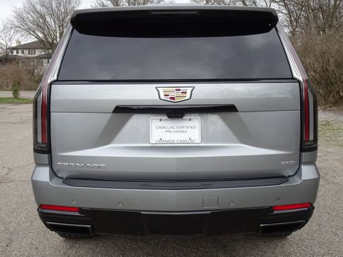 Certified 2025 Cadillac Escalade Sport Platinum w/ LPO, Floor Liner Package image 4