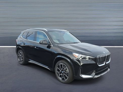 New 2026 BMW X1 xDrive28i w/ Convenience Package image 2