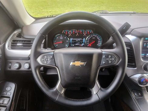 Used 2019 Chevrolet Tahoe LT AWD/4WD image 14