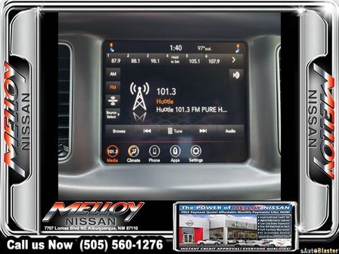 Used 2023 Dodge Charger SXT RWD image 17