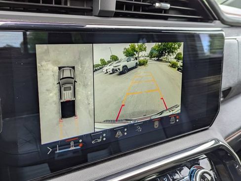 Used 2024 GMC Sierra 1500 AT4 w/ Technology Package AWD/4WD image 23