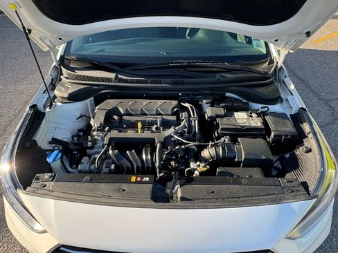 Used 2021 Hyundai Accent SE image 30