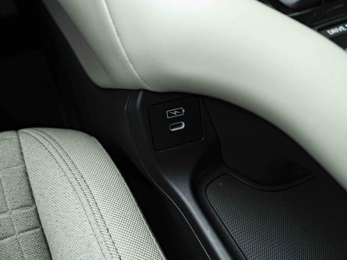Used 2026 Honda HR-V LX image 28