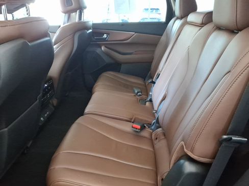 Used 2023 Acura MDX SH-AWD w/ Technology Package image 12