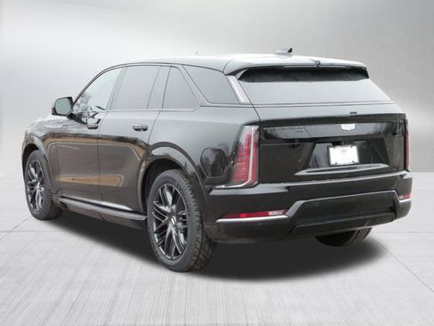 New 2025 Cadillac Escalade IQ Sport 2 w/ LPO, ONYX Package image 4