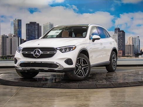 New 2026 Mercedes-Benz GLC 300 4MATIC image 2