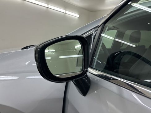 New 2026 Chrysler Pacifica Select AWD/4WD image 15