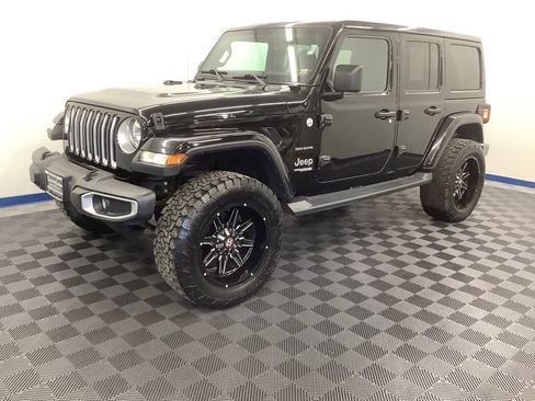 Used 2020 Jeep Wrangler Unlimited Sahara w/ Uconnect 4C Nav & Sound Group AWD/4WD image 1