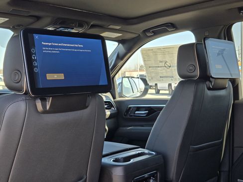 New 2026 Chevrolet Suburban Premier AWD/4WD image 20