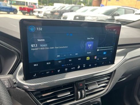 Certified 2024 Ford Escape ST-Line w/ Tech Pack #1 AWD/4WD image 12