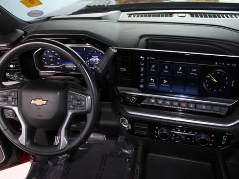 Used 2024 Chevrolet Silverado 2500 High Country w/ Technology Package AWD/4WD image 32