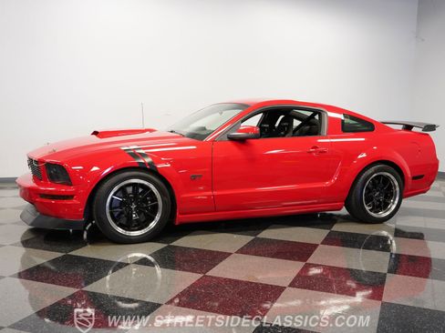 Used 2006 Ford Mustang GT RWD image 7