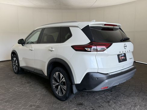 Used 2023 Nissan Rogue SV w/ SV Premium B Package AWD/4WD image 5