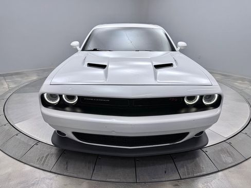 Used 2016 Dodge Challenger R/T Scat Pack w/ Leather Interior Group RWD image 2